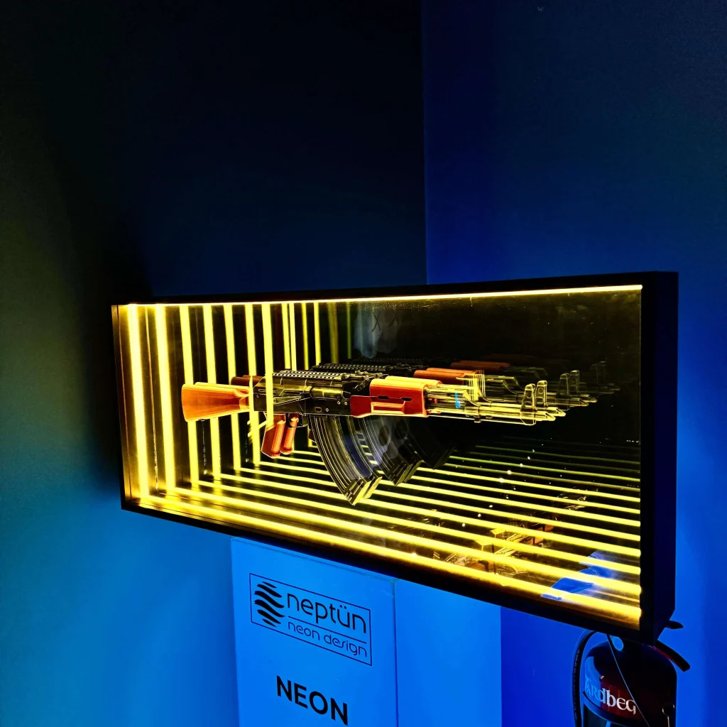 AK-47 INFINITY TUNNEL