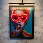 GÖZLÜKLÜ KADIN Neptün Art Tablo